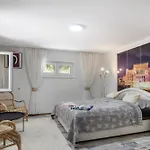 A Perfect Place Vol 2 * سراييفو